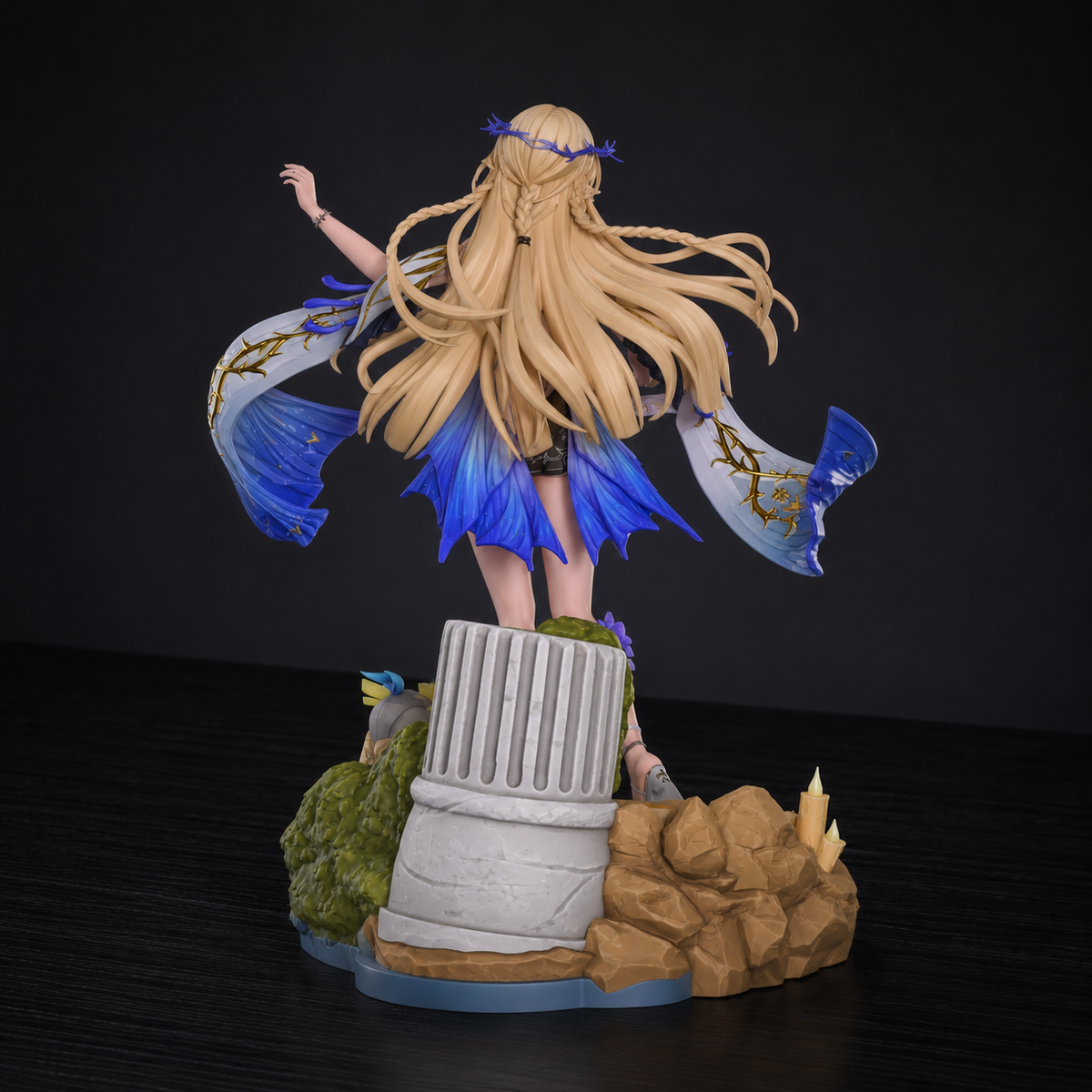 Cartethyia Wuthering Waves anime figure GK resin collectible statue with long blonde hair and blue outfit